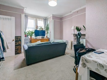 Room in a Shared House, Manorgate Road, KT2
