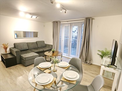 2 Bed Flat, Manchester, M5