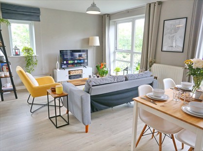2 Bed Flat, Manchester, M11
