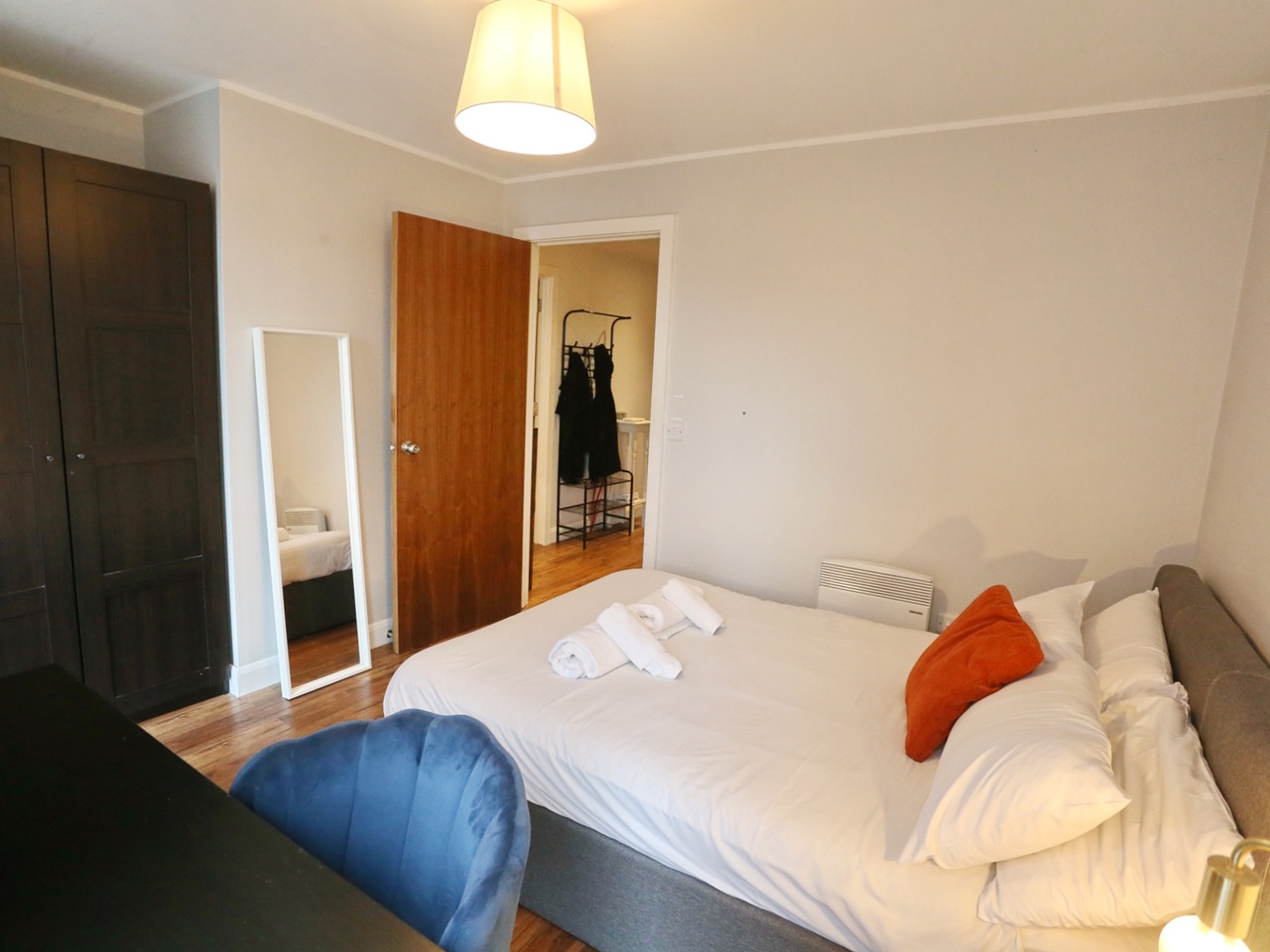 Manchester - 2 Bed Flat, The Riley Building, M5 - To Rent Now for £ ...