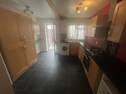 2 Bed Detached House, Angle Road, RM20