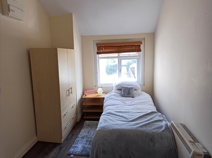 Studio Flat, Caldy Road, DA17
