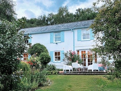 4 Bed Detached House, Laburnham Cottage, TN22