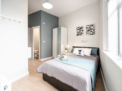 Room in a Shared House, Douglas Road, WN1