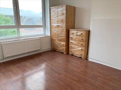 3 Bed Flat, Stanborough House, E3
