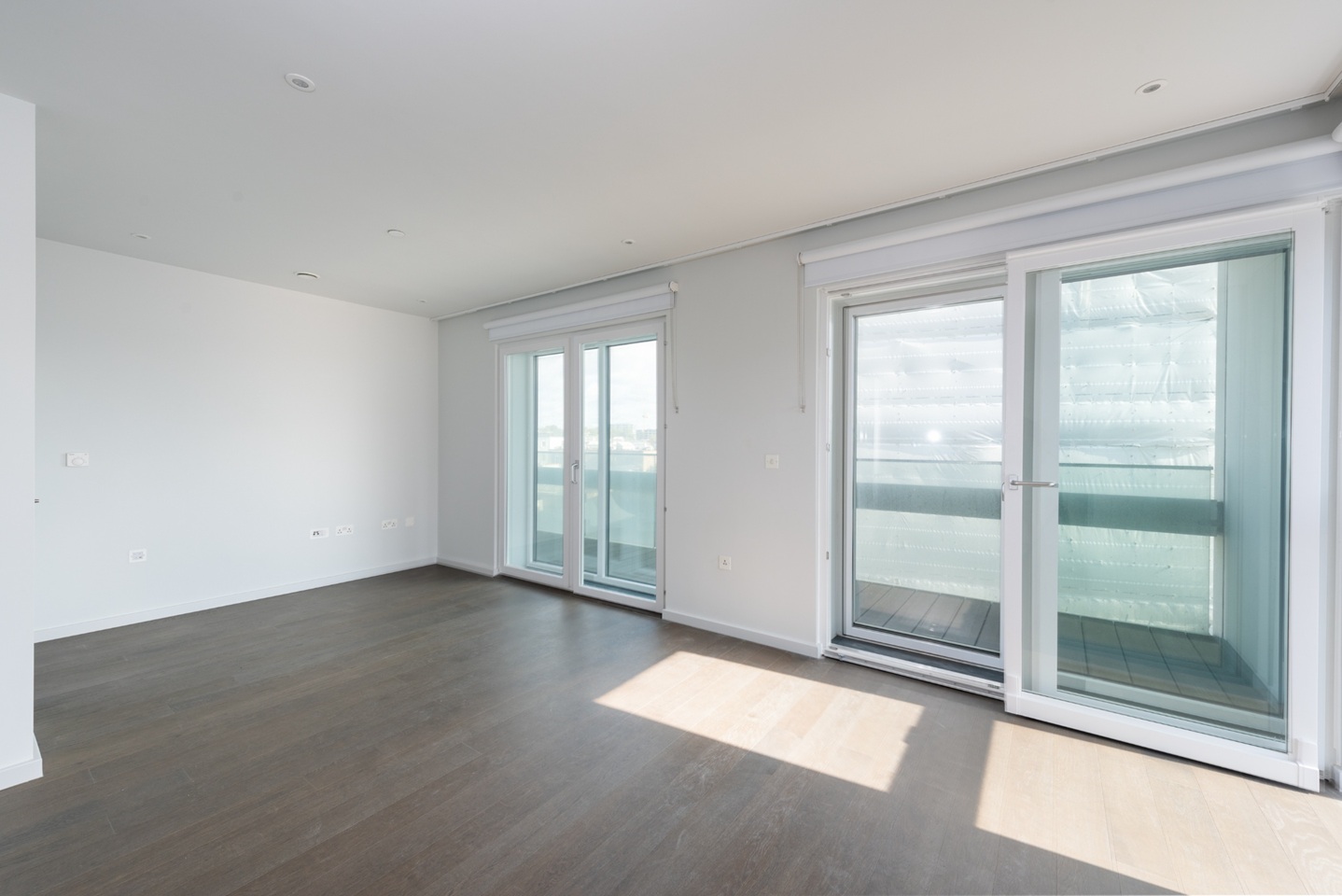 London - 2 Bed Flat, York Way, N7 - To Rent Now for £2,626.00 p/m