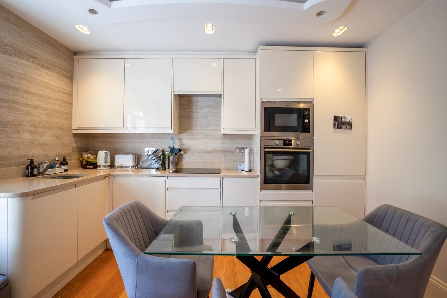 1 Bed Flat, Mitford Building, SW6 photo 4