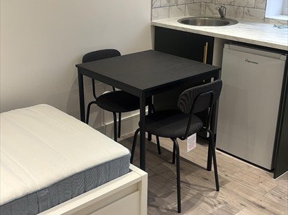 Studio Flat, Old Whitley Wood Lane, RG2