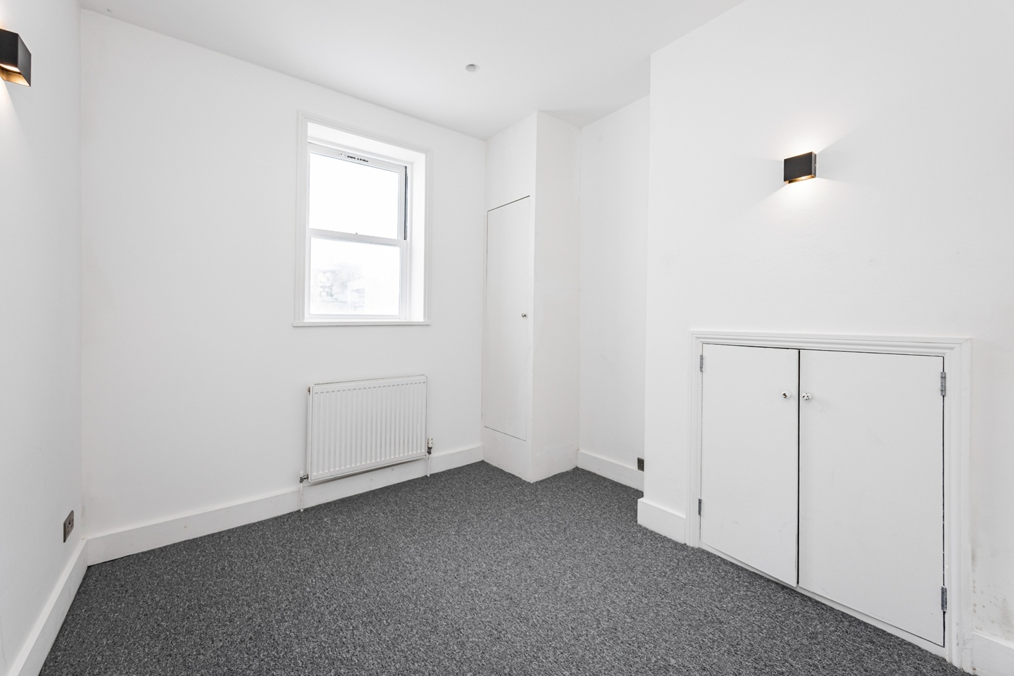 2 Bed Flat, Bristol Road, BN2 photo 5