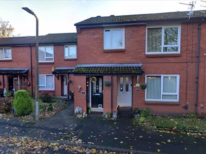 2 Bed Flat, Westmead Drive, WA15