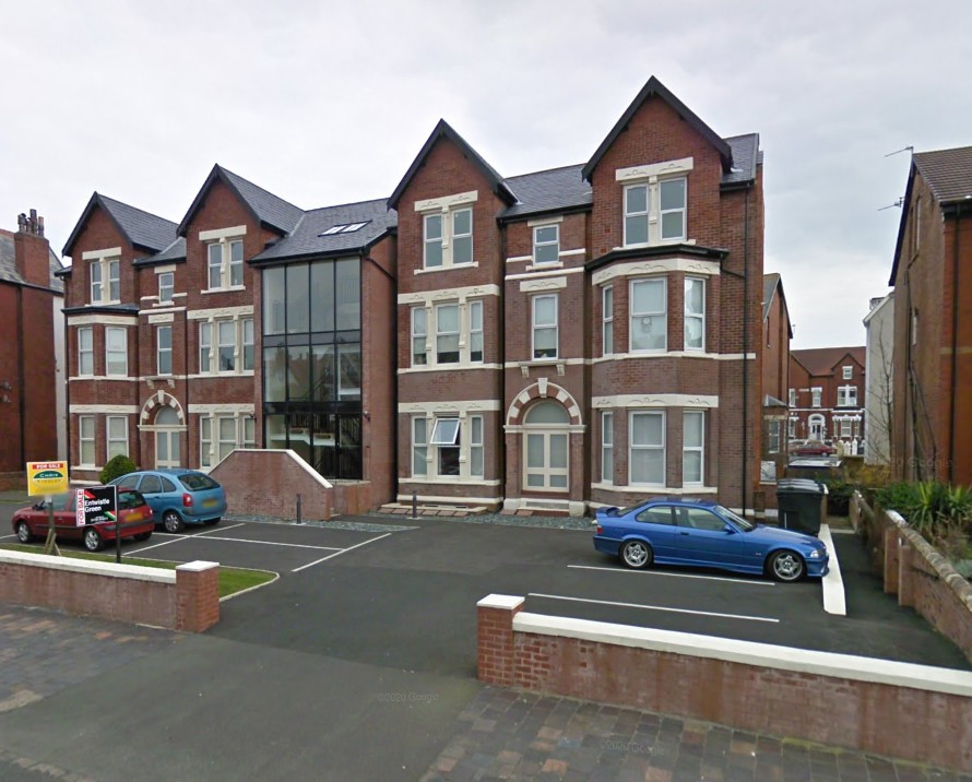 Southport - 2 Bed Flat, Lathom Road, PR9 - To Rent Now for £795.00 p/m