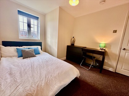 Room in a Shared House, Maisie Webster Close, TW19