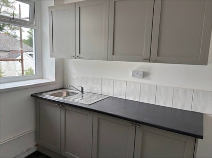 1 Bed Flat, King's Hill, CF82