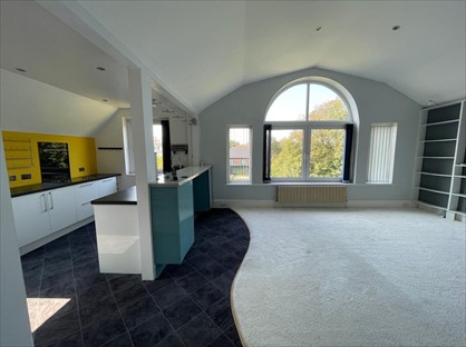 2 Bed Flat, Grimston Avenue, CT20