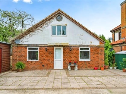 1 Bed Detached House, St. Pauls Walden, SG4