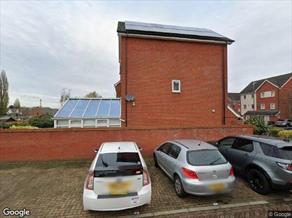 Room in a Shared House, Tumbler Grove, WV10