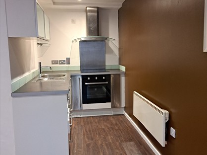 1 Bed Flat, Station Apartments, LS15