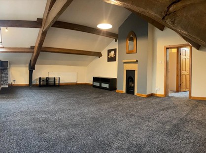 1 Bed Flat, Rochdale Road, HX4