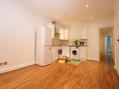 2 Bed Flat, Villiers Road, NW2