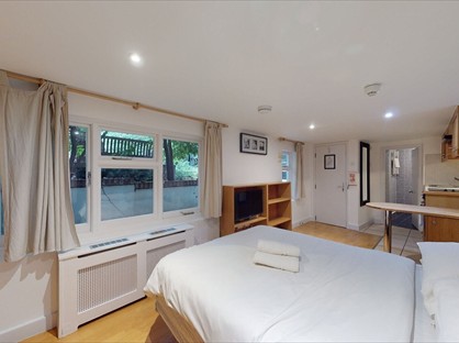Studio Flat, Bloomsbury, WC1H
