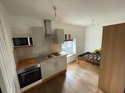 Studio Flat, Edgware Road, NW2