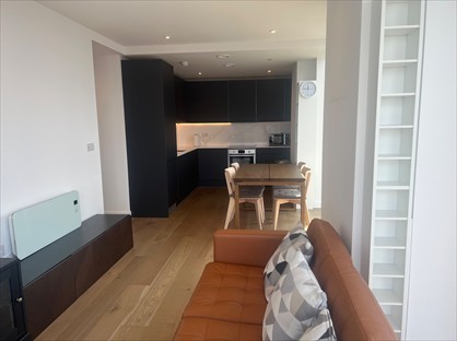 2 Bed Flat, Viadux, M1
