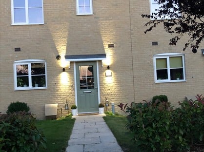 3 Bed Terraced House, Celandine View, CB7