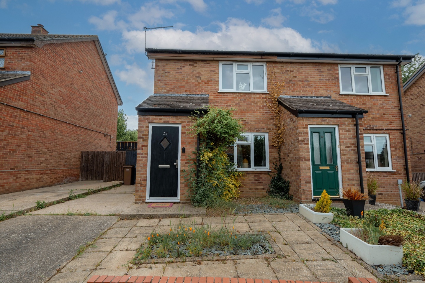 Saxmundham - 2 Bed Semi-Detached House, Mill Rise, IP17 - To Rent Now ...