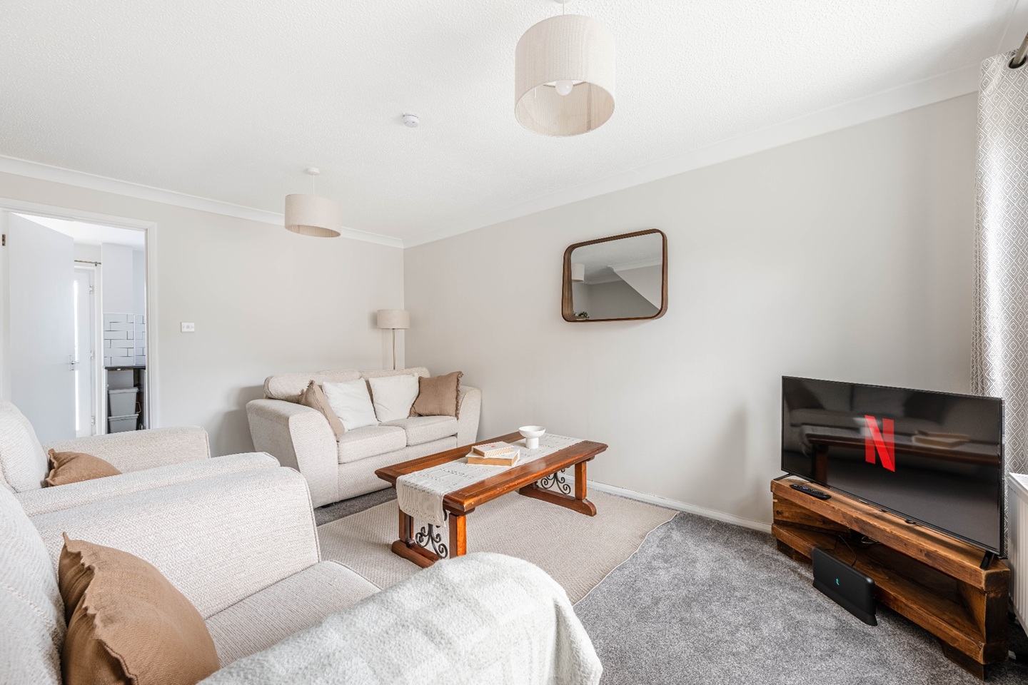 Saxmundham - 2 Bed Semi-Detached House, Mill Rise, IP17 - To Rent Now ...