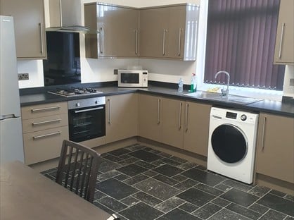Room in a Shared House, Great Horton Road, BD7