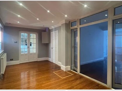 Room in a Shared House, Holland Park Avenue, IG3