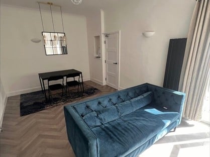 4 Bed Semi-Detached House, Small Lane, BS16