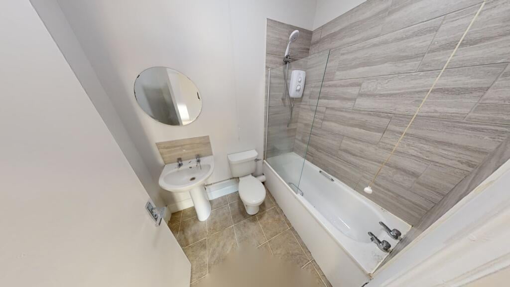 Additional image 6 of Room in a Shared Flat, Derby Road, NG7, N1 7GU