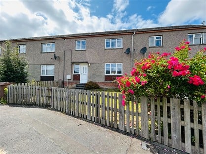3 Bed Terraced House, Endrick Place, FK7