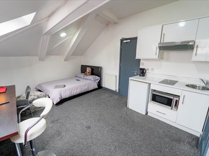 Studio Flat, Dale Road, B29