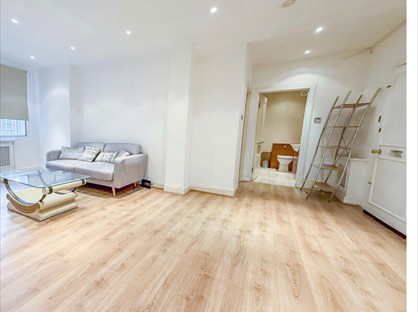 2 Bed Flat, Princes Court, SW3