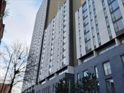 2 Bed Flat, Oxygen Tower, M1