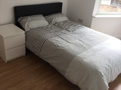 Studio Flat, Tinkers Farm Road, B31