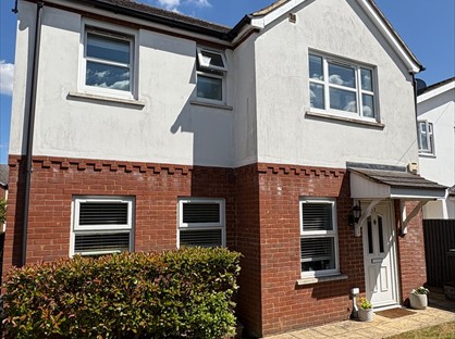 2 Bed Maisonette, Ampthill Road, MK45