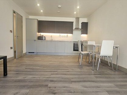 1 Bed Flat, Hessel Street, E1