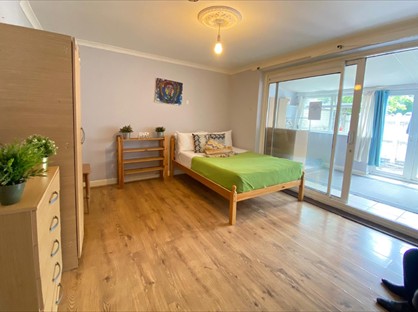 Room in a Shared House, Goodinge Close, N7