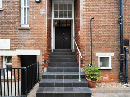 2 Bed Flat, Bathway, SE18