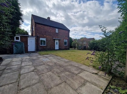 3 Bed Semi-Detached House, Cross Lane, SK6