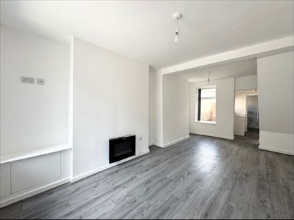 2 Bed Terraced House, Tudor Street, L6