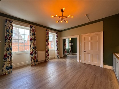 2 Bed Flat, Friarn Street, TA6