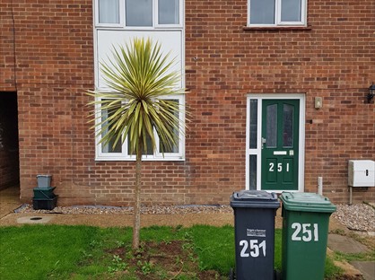 3 Bed Terraced House, Court Lodge Road, RH6