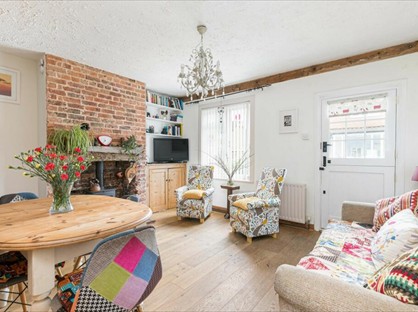 3 Bed End Terrace, Hartfield Road, RH18