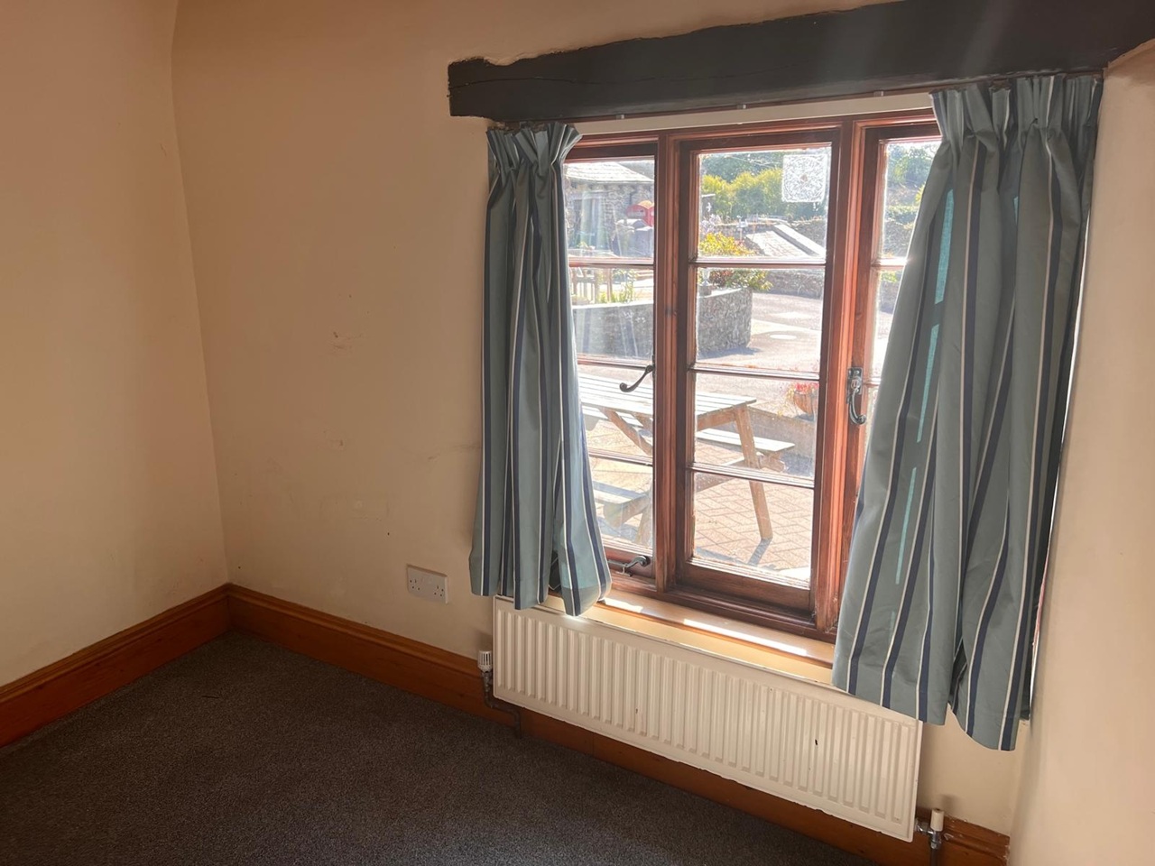 capton-dartmouth-3-bed-semi-detached-house-browns-farm-tq6-to