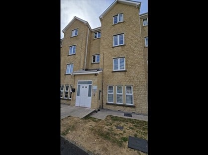2 Bed Flat, Straight Mile Court, BB11