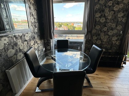 2 Bed Penthouse, Tate House, LS2
